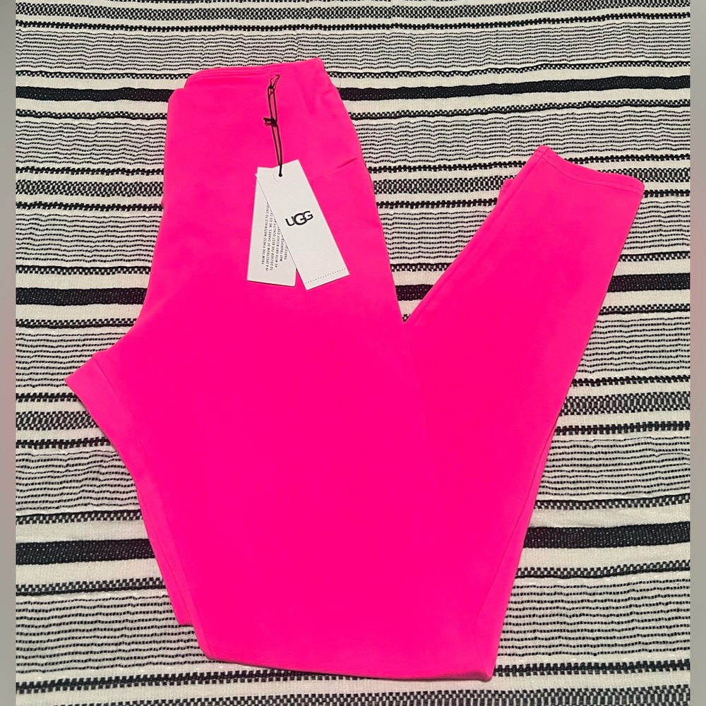 New Women’s UGG Saylor Leggings